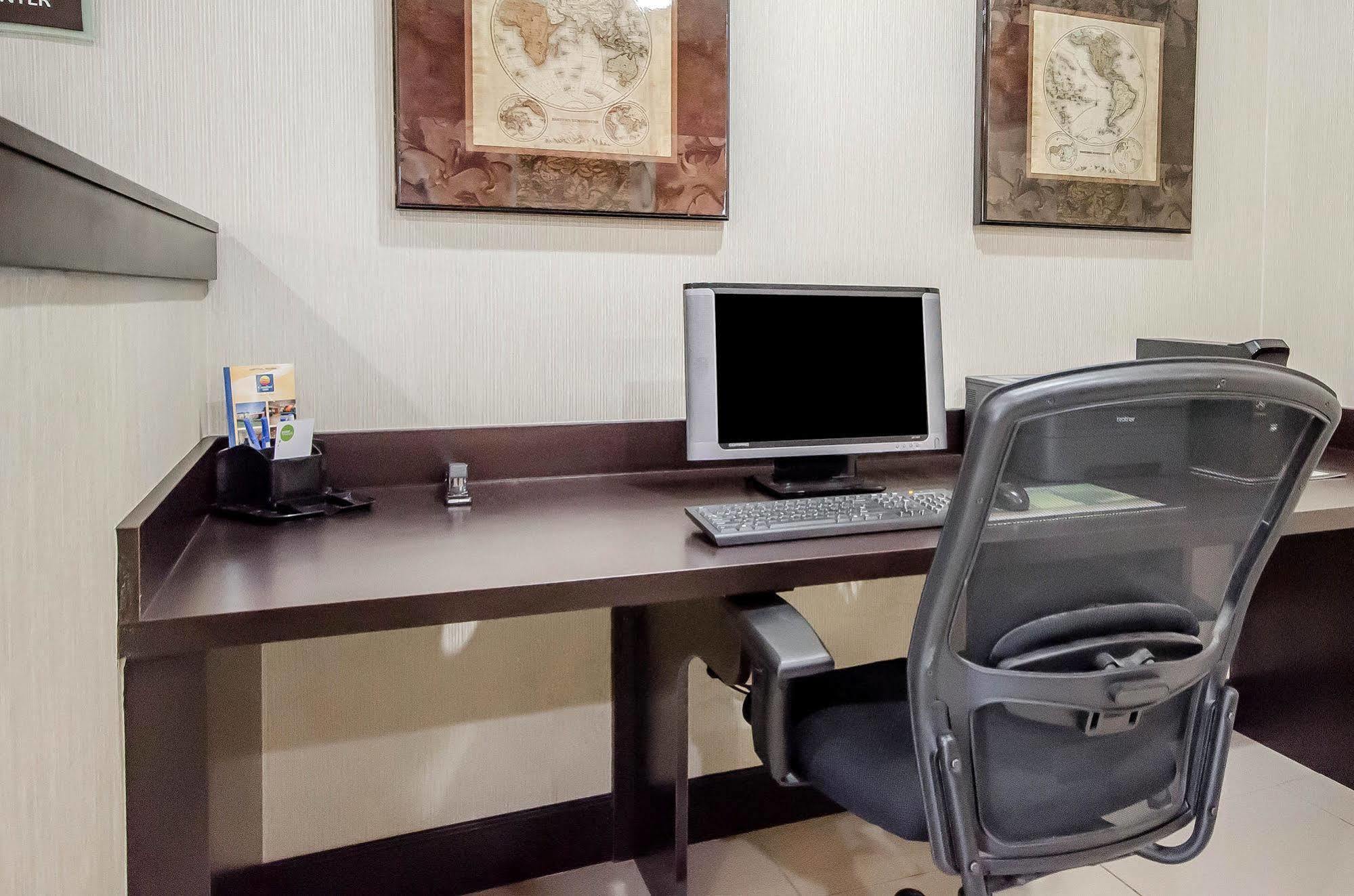 Surestay Plus By Best Western Corydon Luaran gambar